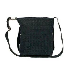 FENDI Black Leather Shoulder Bag